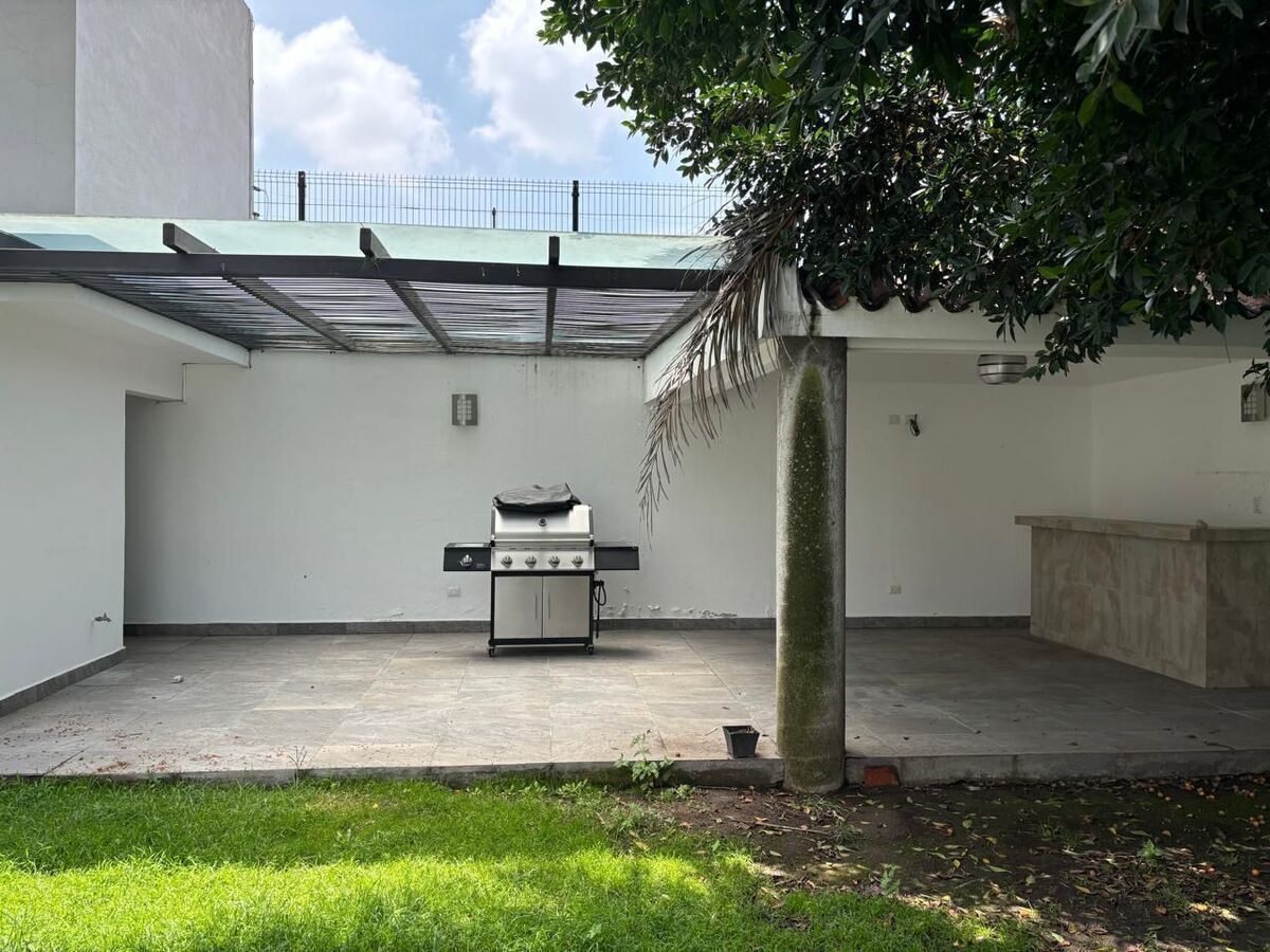 28 de 28