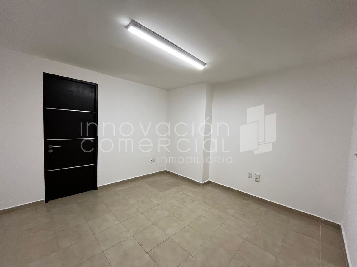 8 de 36: Cuarto de servicio
