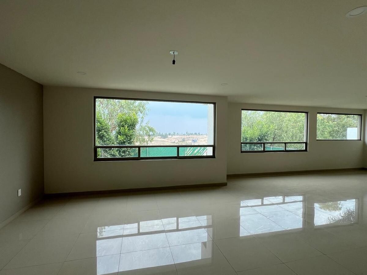 5 de 47: Sala Comedor