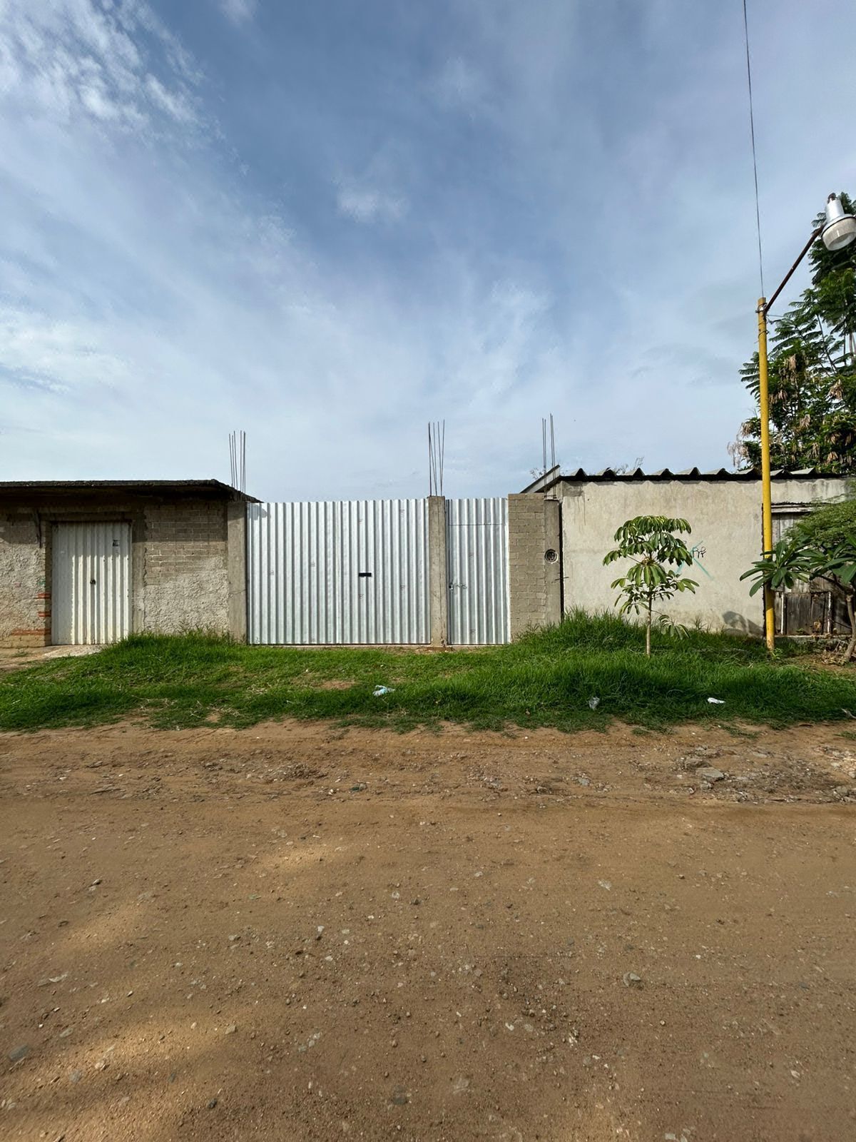 Vendo terreno económico