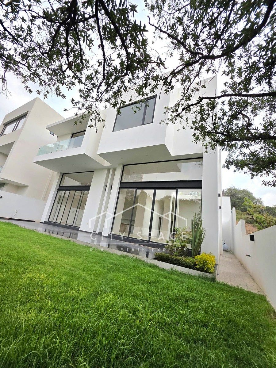 CASA NUEVA en VENTA en SAYAVEDRA, foto 1 de 34