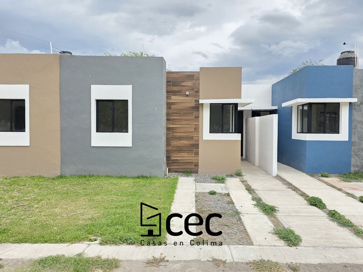 Casa en Venta, 2 Recámaras, 1 Baño Completo, Cochera para 1 Auto