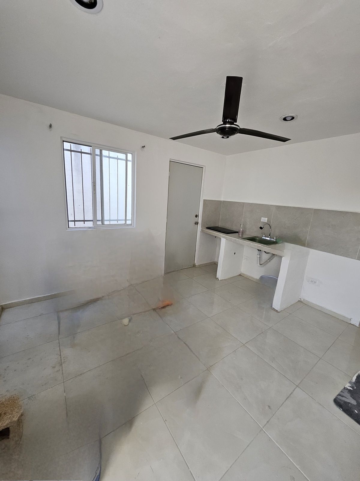 2 de 7: https://assets.easybroker.com/property_images/5280872/910083
