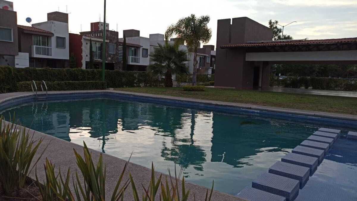 4 de 23