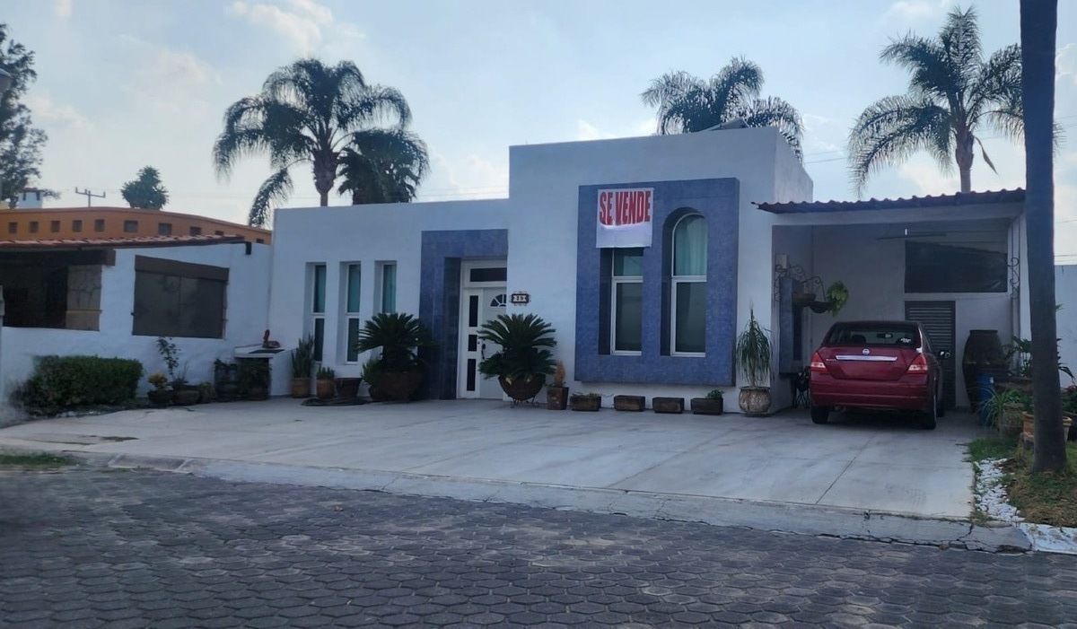 13 de 23: Fachada de la casa