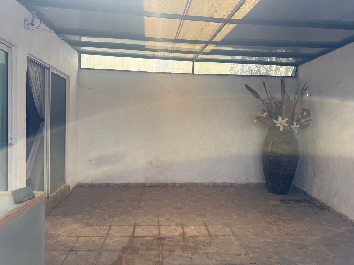 23 de 23: Terraza techada