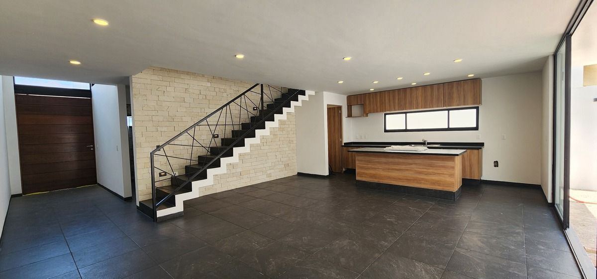 2 de 22: Sala comedor y cocina