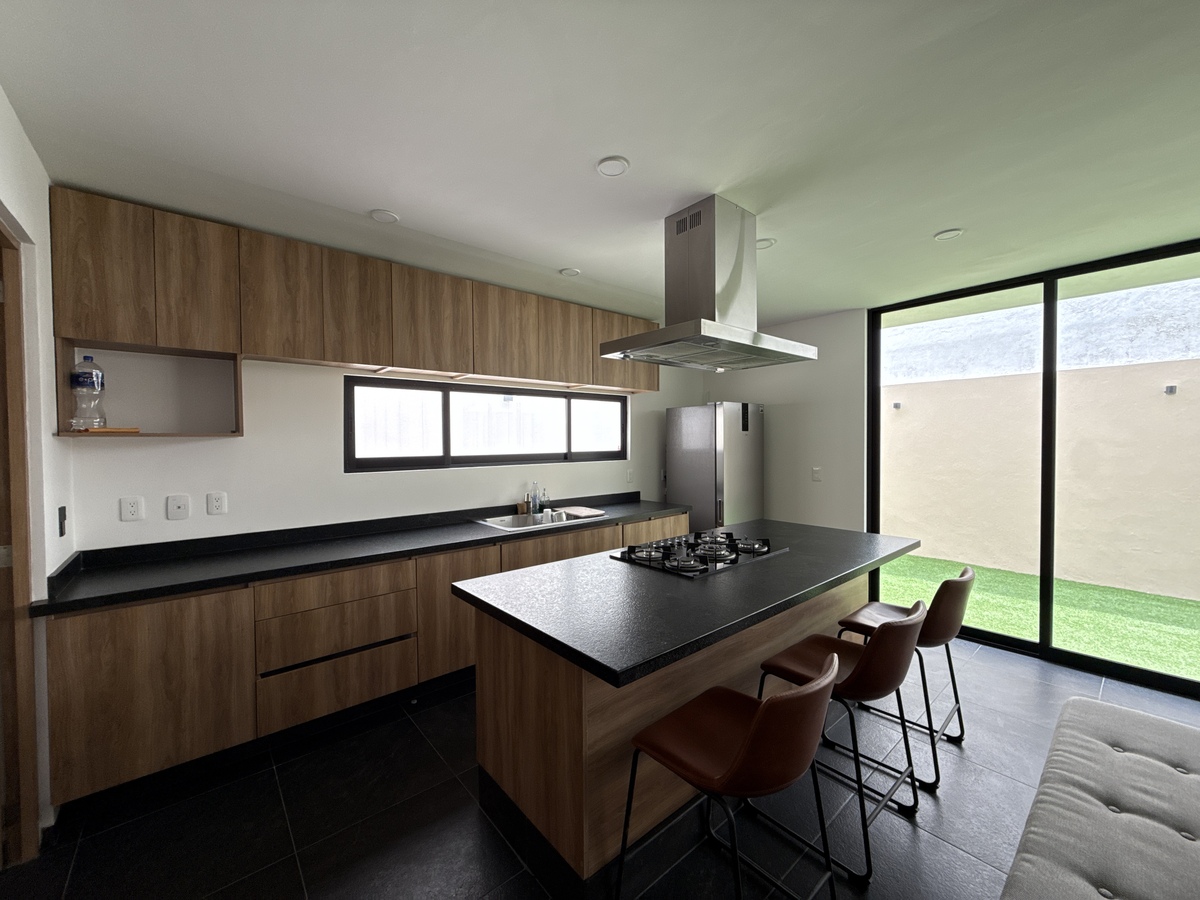 8 of 35: Cocina
