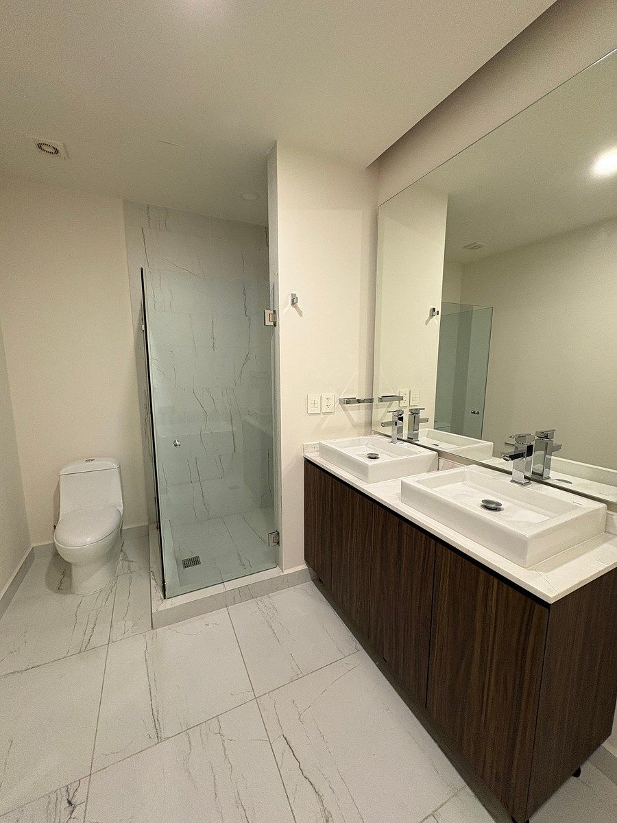 10 de 13: Baño principal