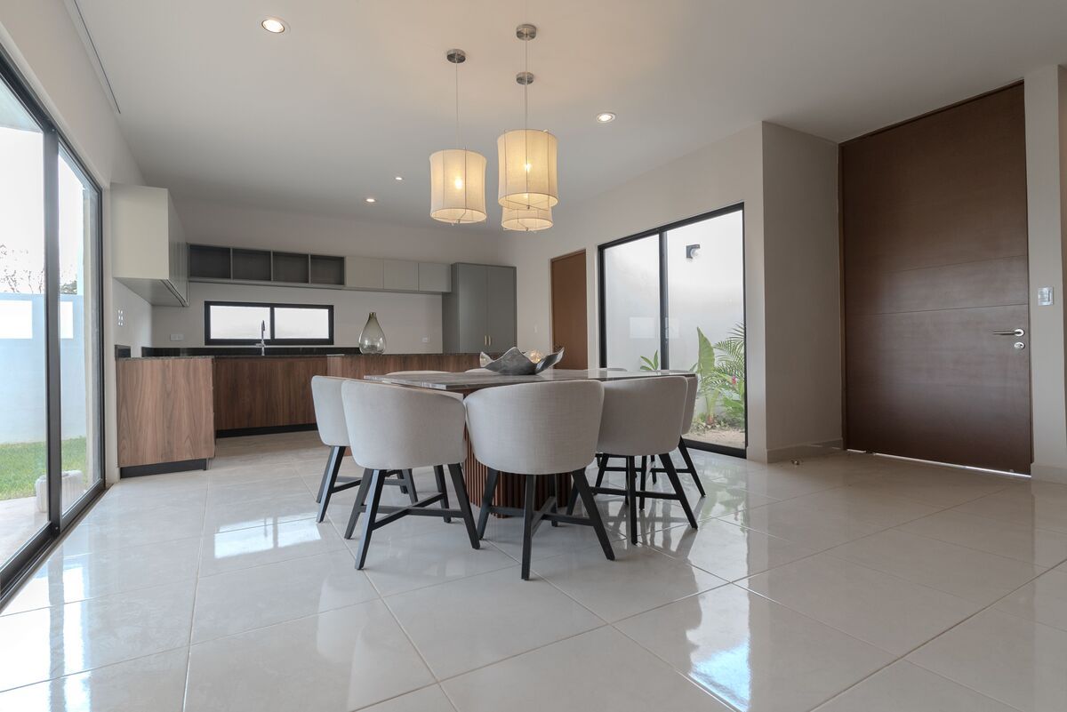 4 de 19: COCINA Y COMEDOR