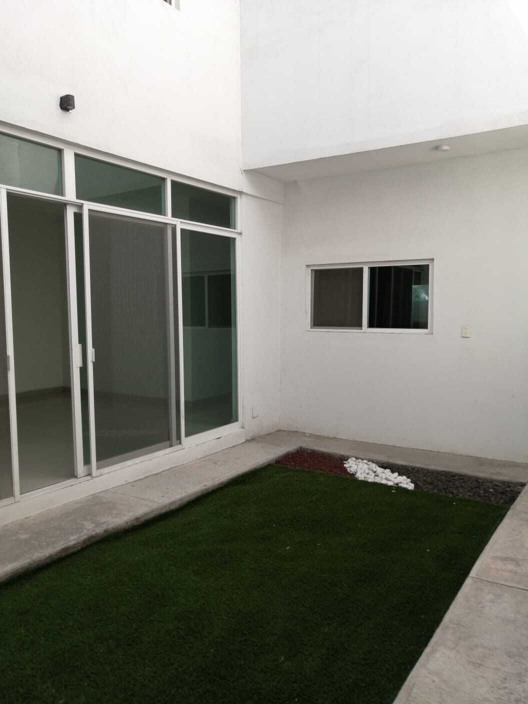10 de 17: Patio central.
