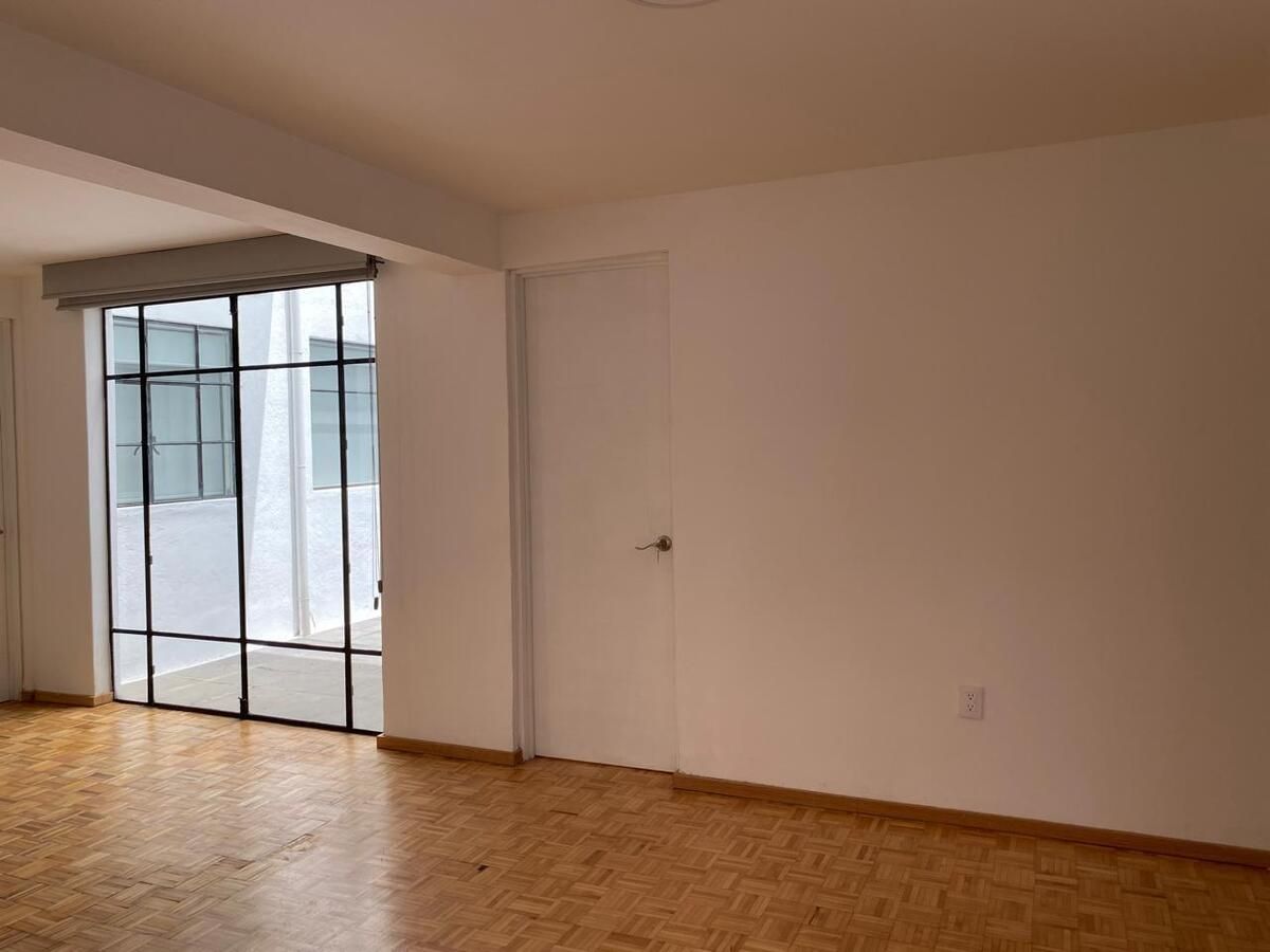 2 de 15: Sala/comedor