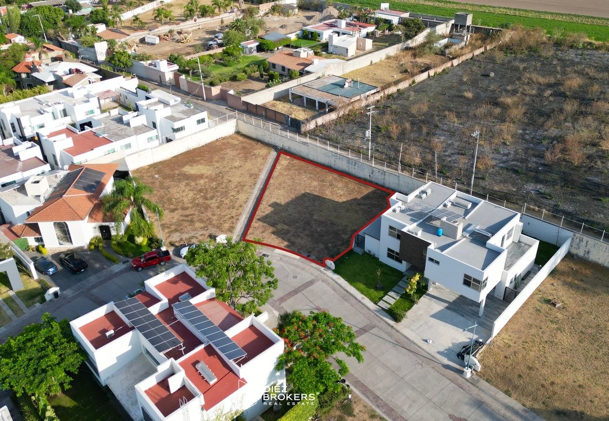 Campo Nogal terreno residencial - foto 1