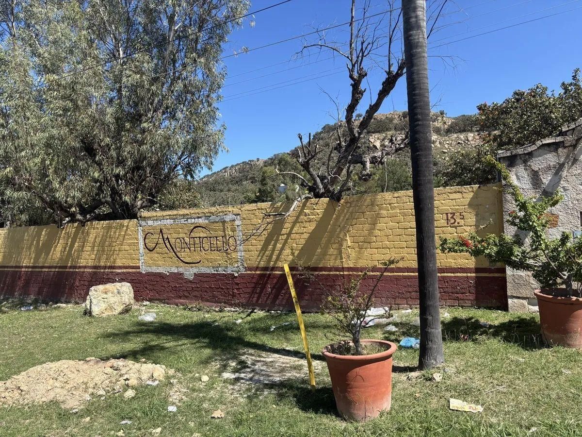 3 de 8