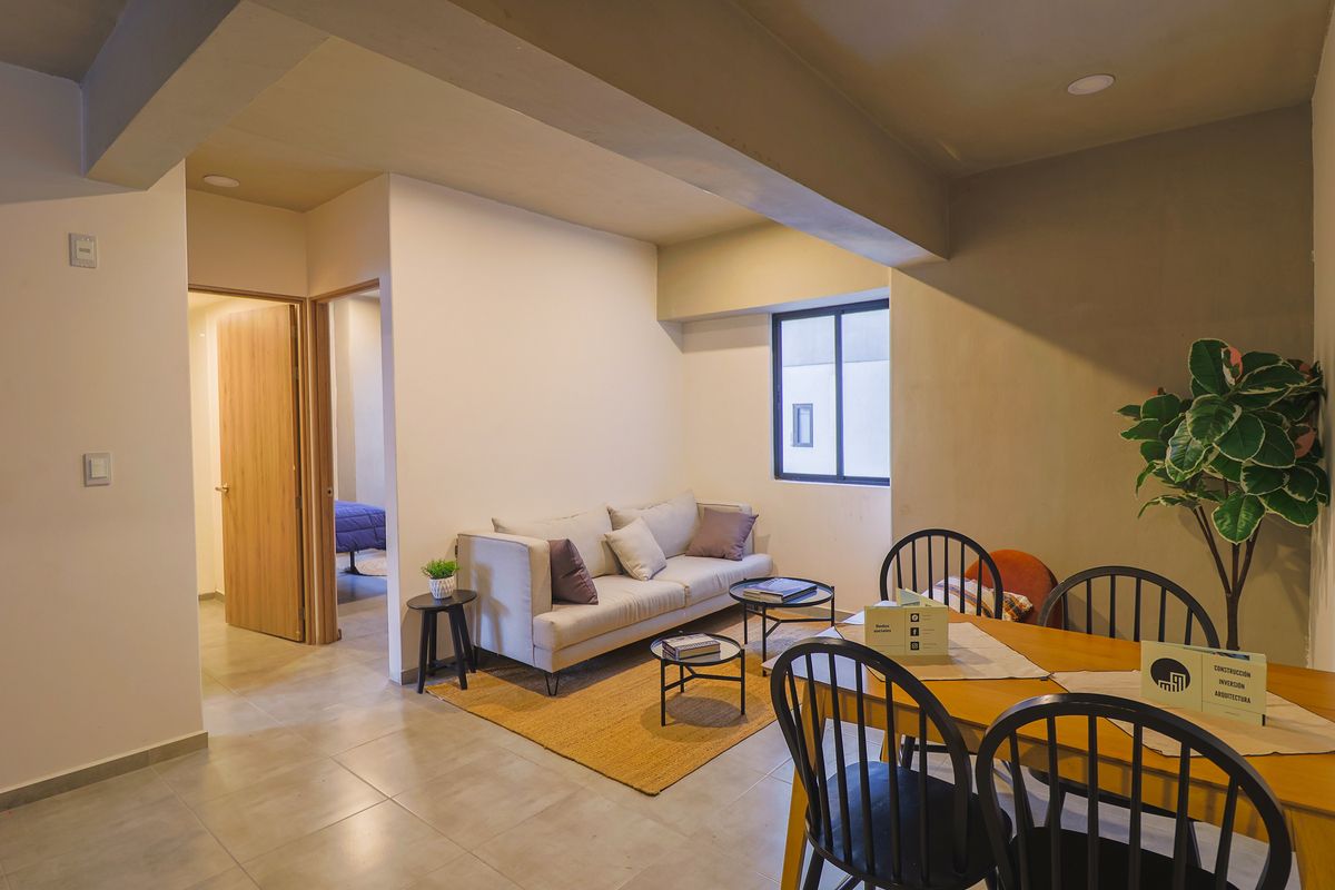 1 de 19: Sala comedor