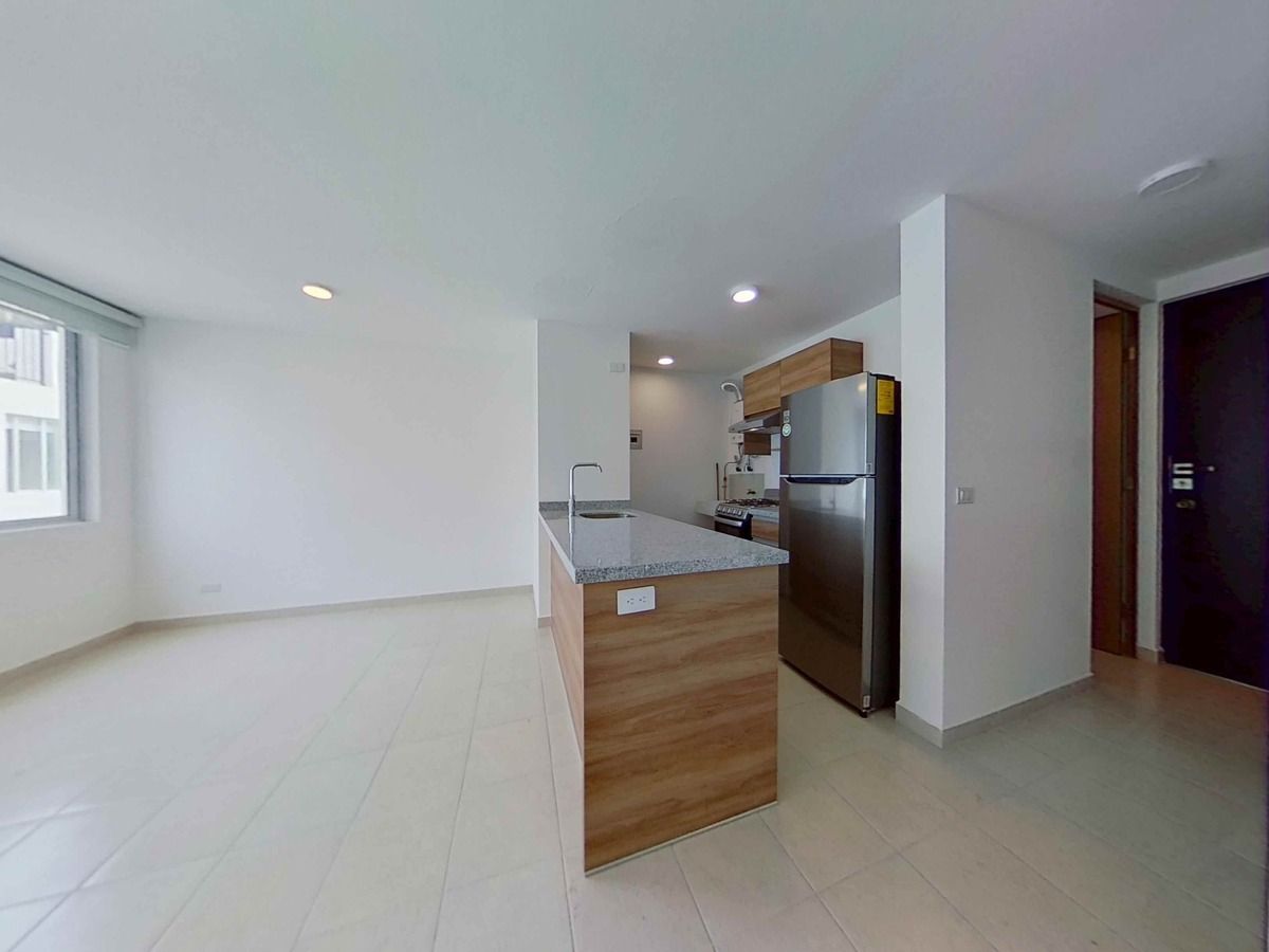 4 of 30: Vista de la cocina