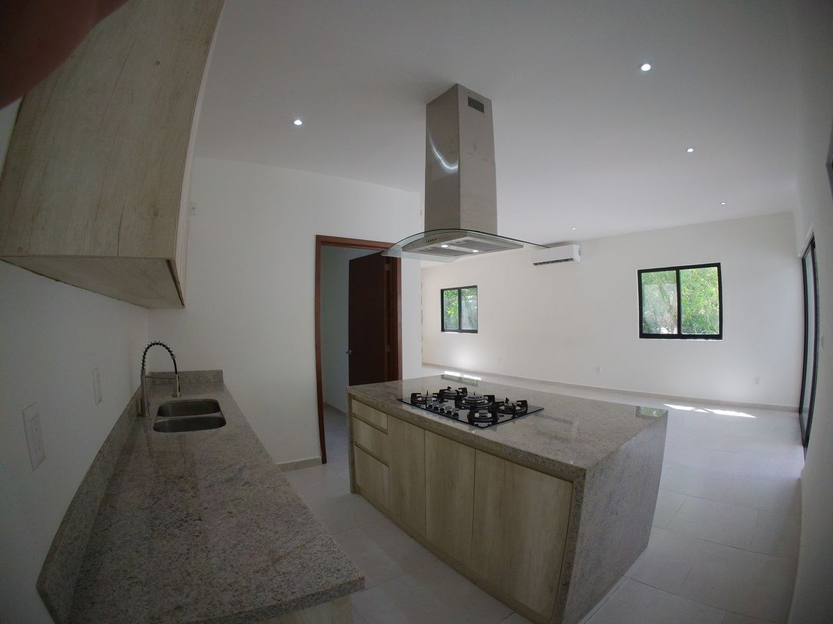 https://assets.easybroker.com/property_images/5286942/91343842/EB-TH6942.jpg?version=1755367239