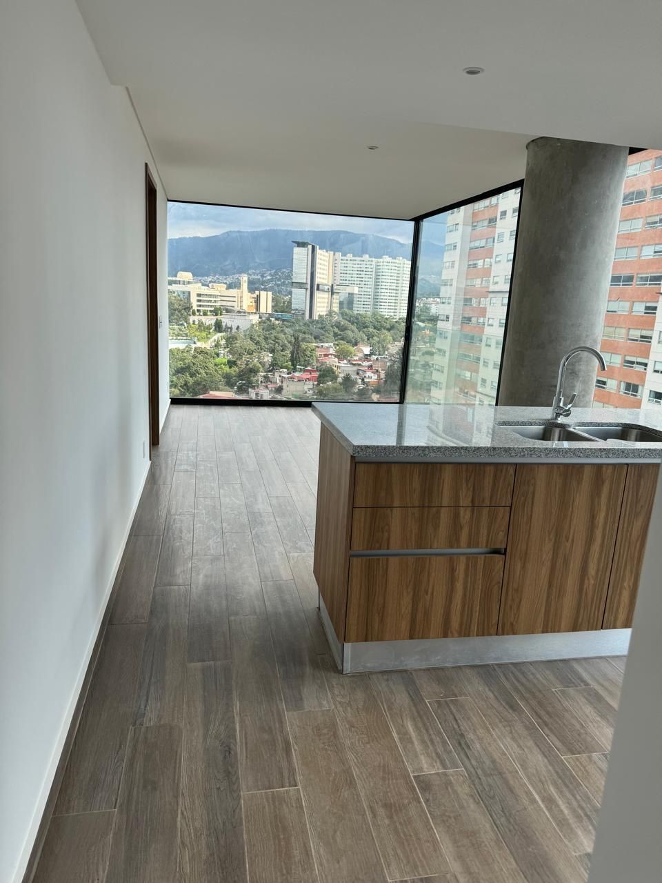 2 de 7: SALA-COMEDOR