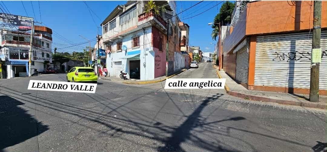 1 de 3
