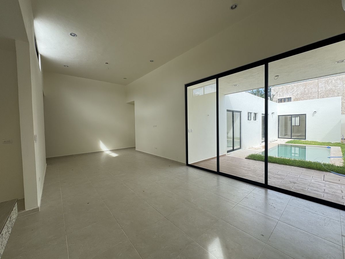 6 de 35: Sala y Comedor