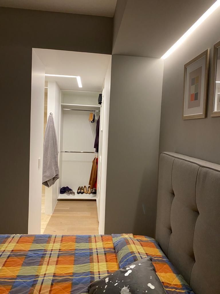 4 de 5: Entrada Vestidor
