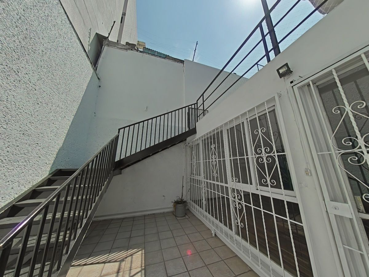 CASA EN VENTA EN ROMA SUR - foto 5