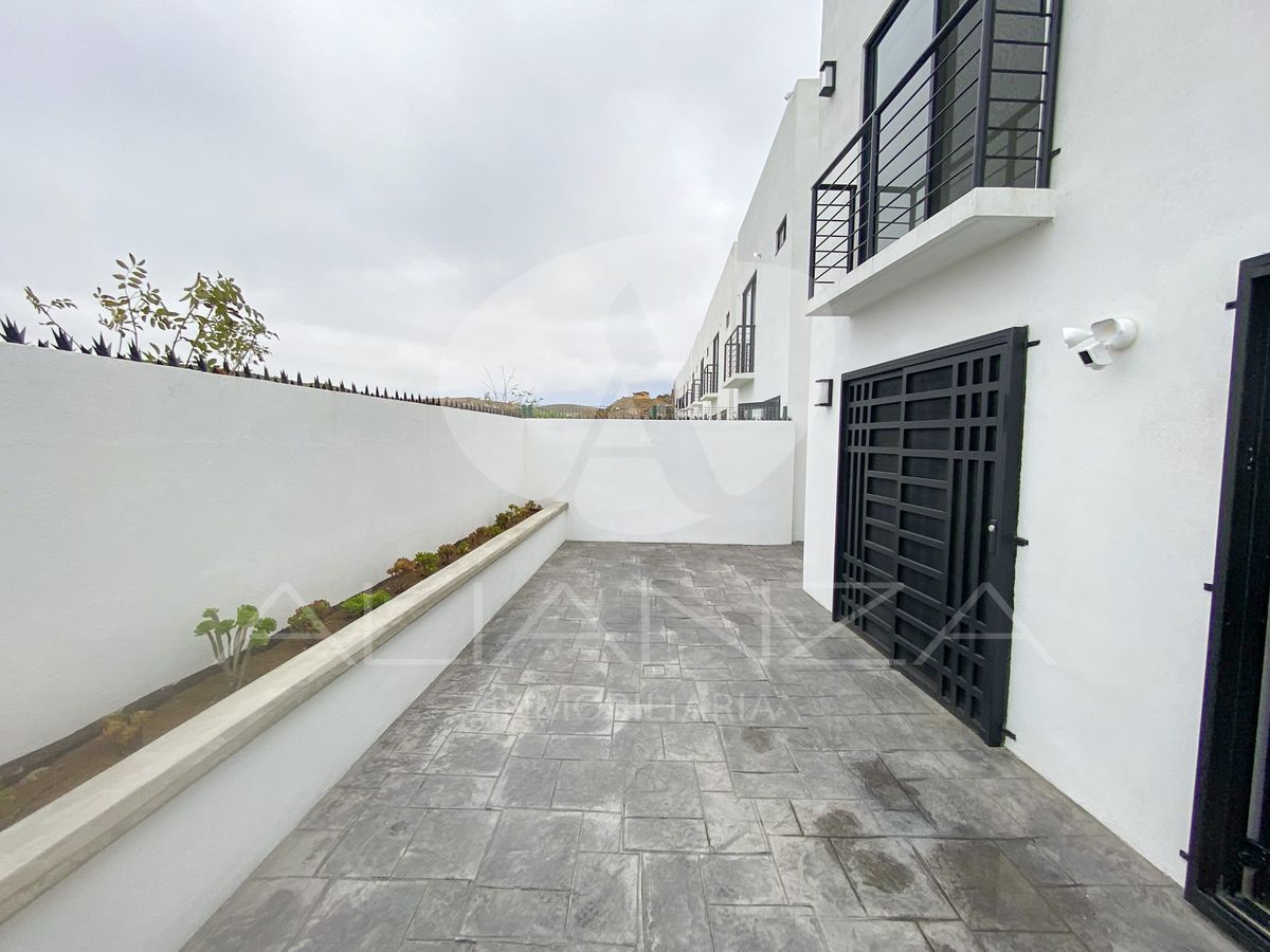 21 de 35: Patio planta baja