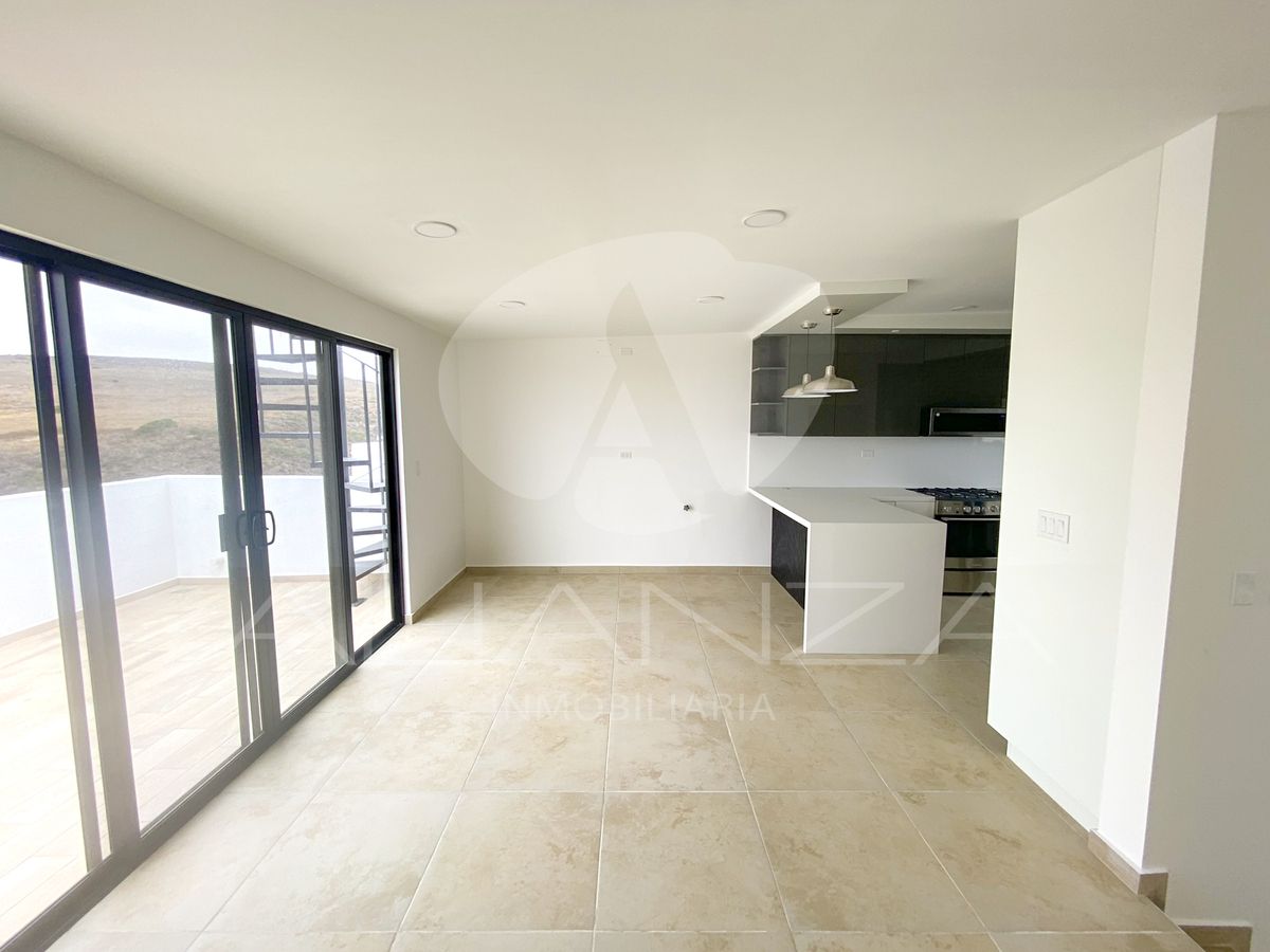 25 de 35: Sala planta alta