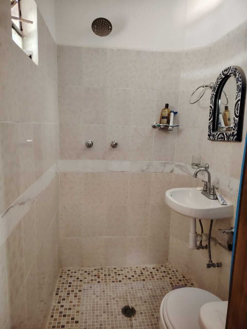 5 of 40: BAÑO PA 1