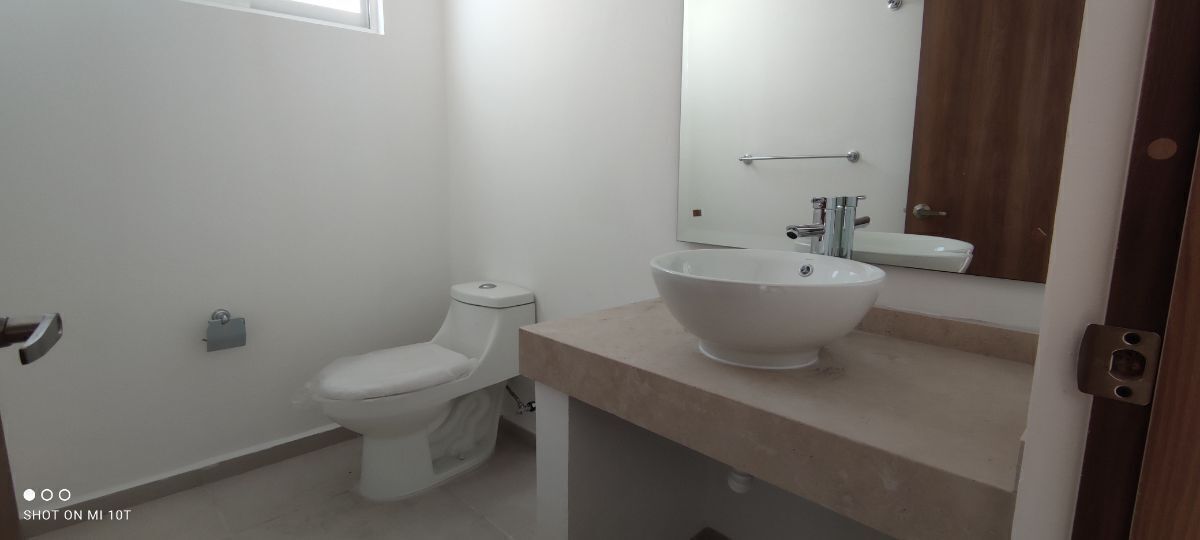 Venta de Casa  con Roof garden en Cañadas del arroyo, Corregidora, Querétaro