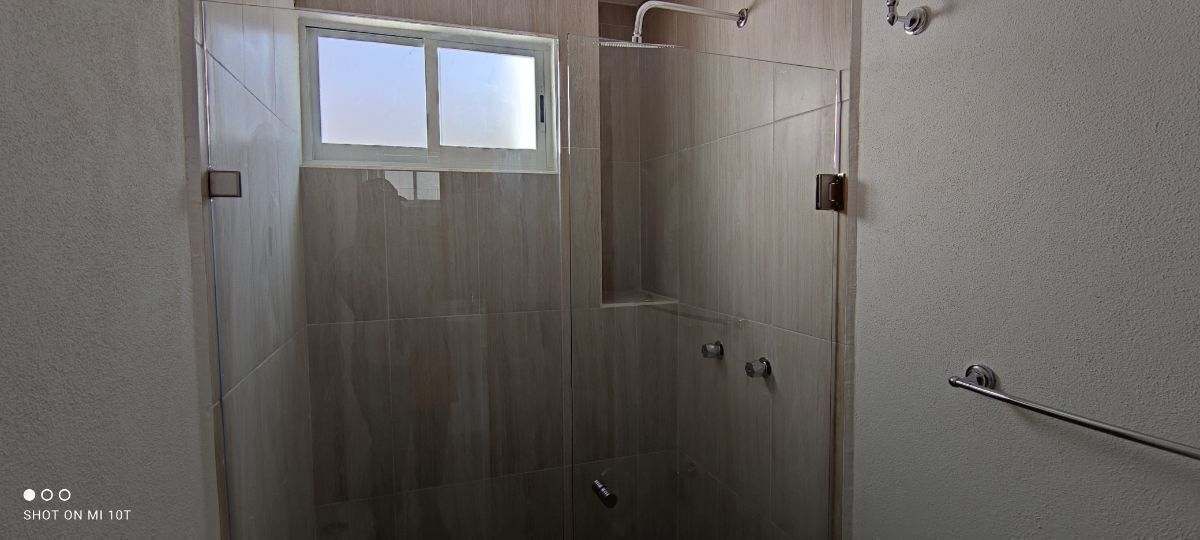 Venta de Casa  con Roof garden en Cañadas del arroyo, Corregidora, Querétaro