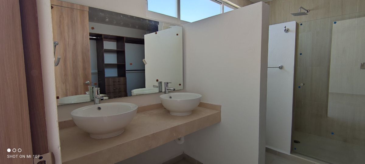 Venta de Casa  con Roof garden en Cañadas del arroyo, Corregidora, Querétaro