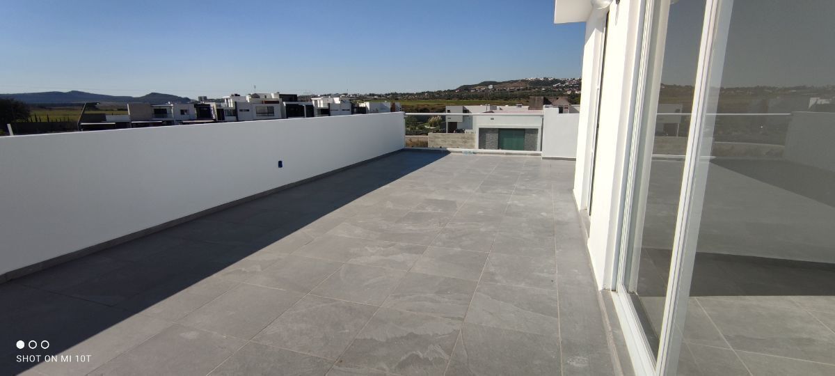 Venta de Casa  con Roof garden en Cañadas del arroyo, Corregidora, Querétaro