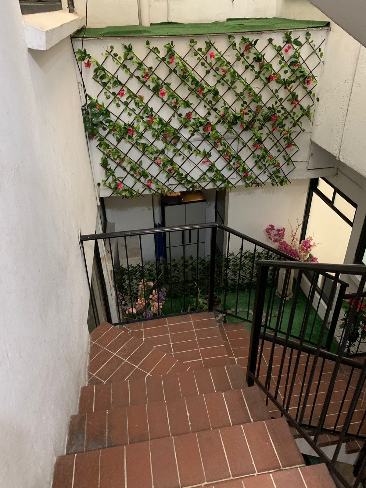 3 de 28
