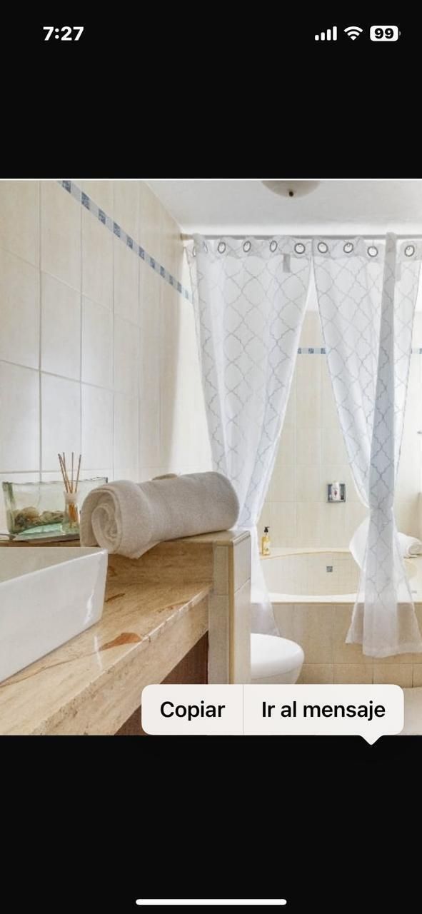 3 of 10: BAÑO