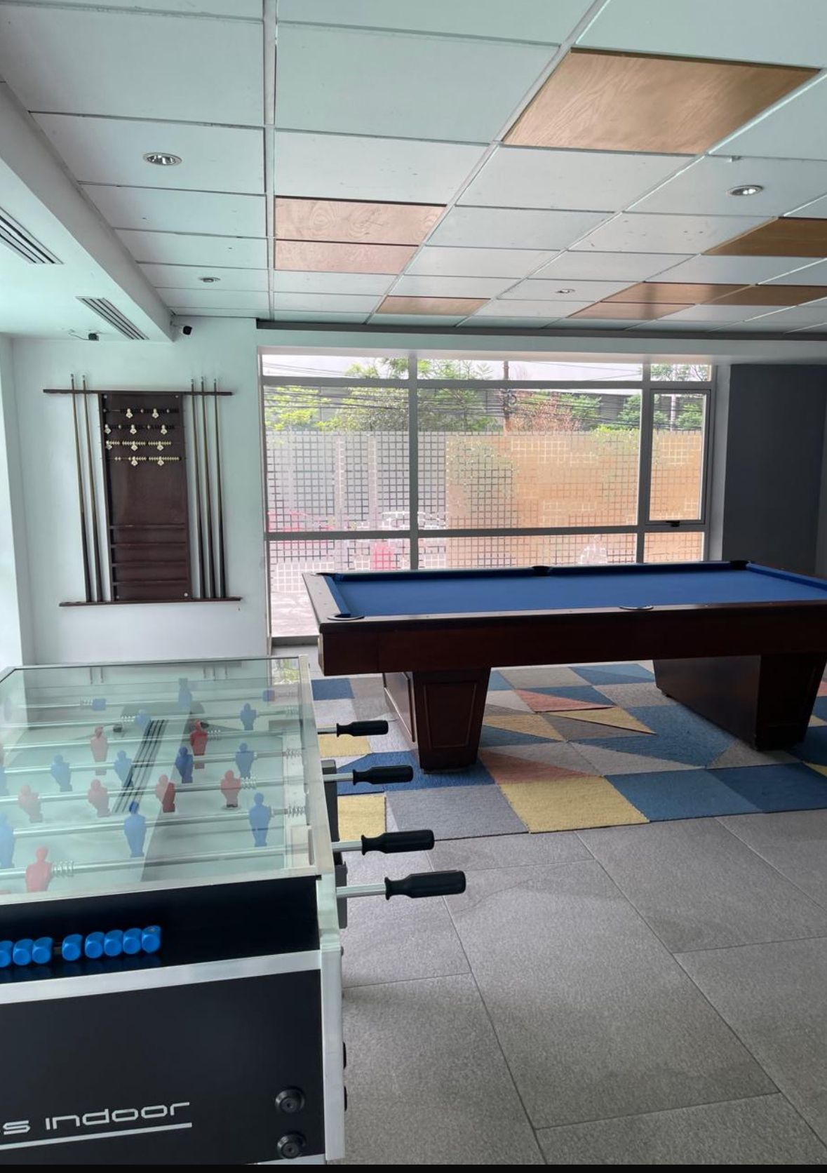 17 de 18: AREA DE JUEGOS DE MESA