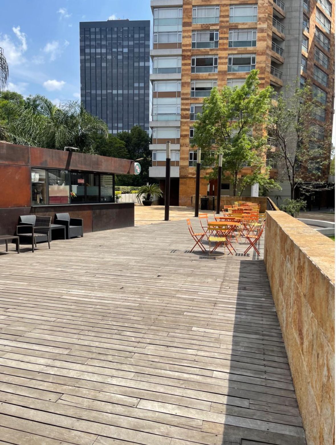 14 de 18: TERRAZA