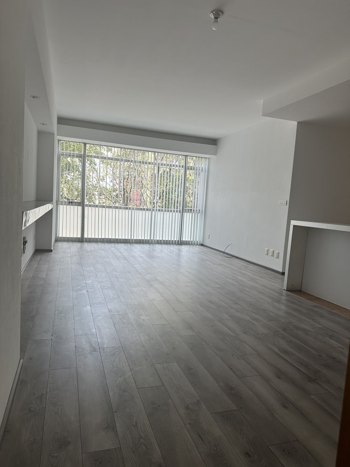 1 de 18: SALA - COMEDOR