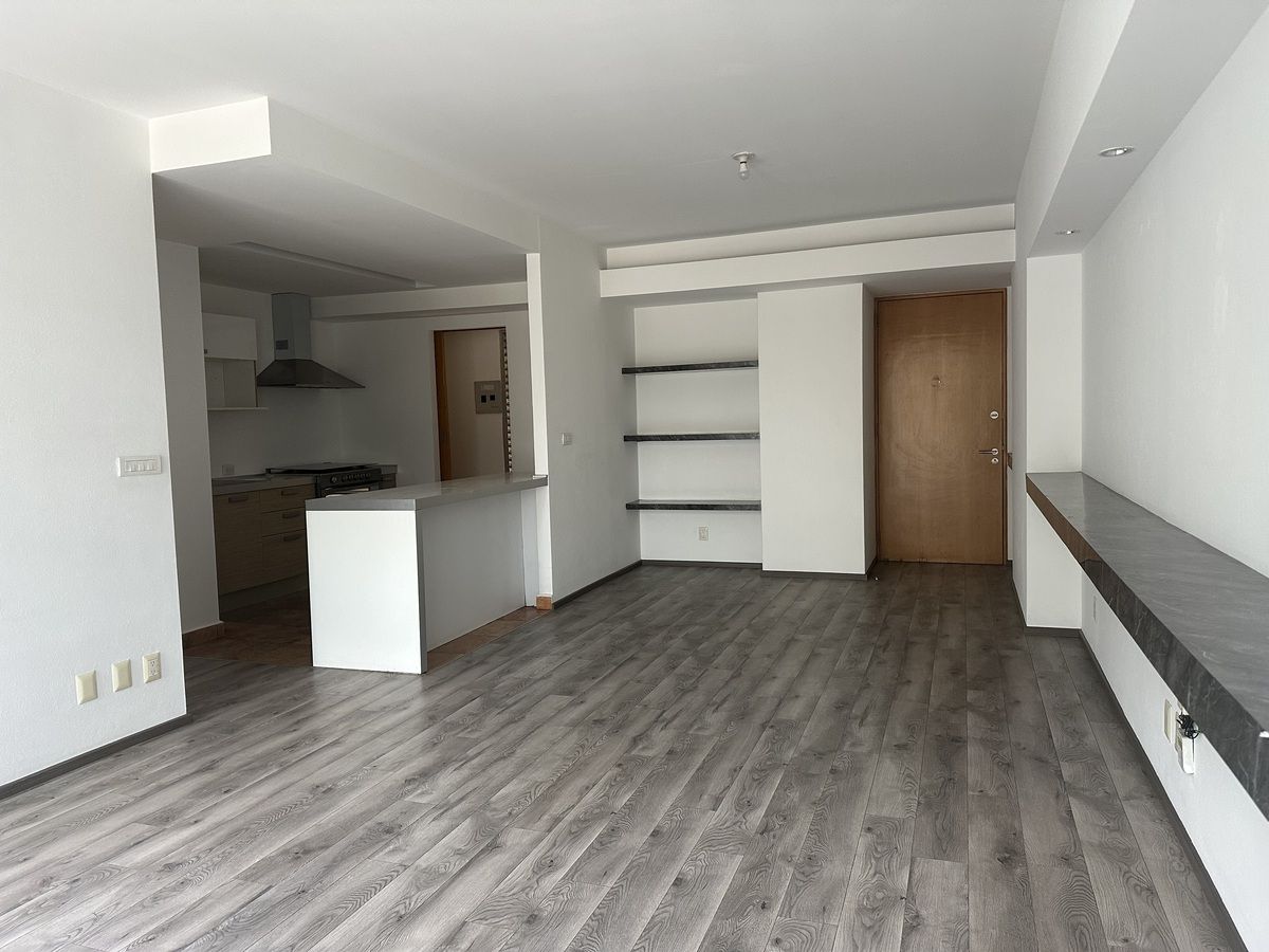 2 de 18: COCINA ABIERTA EN SALA -COMEDOR
