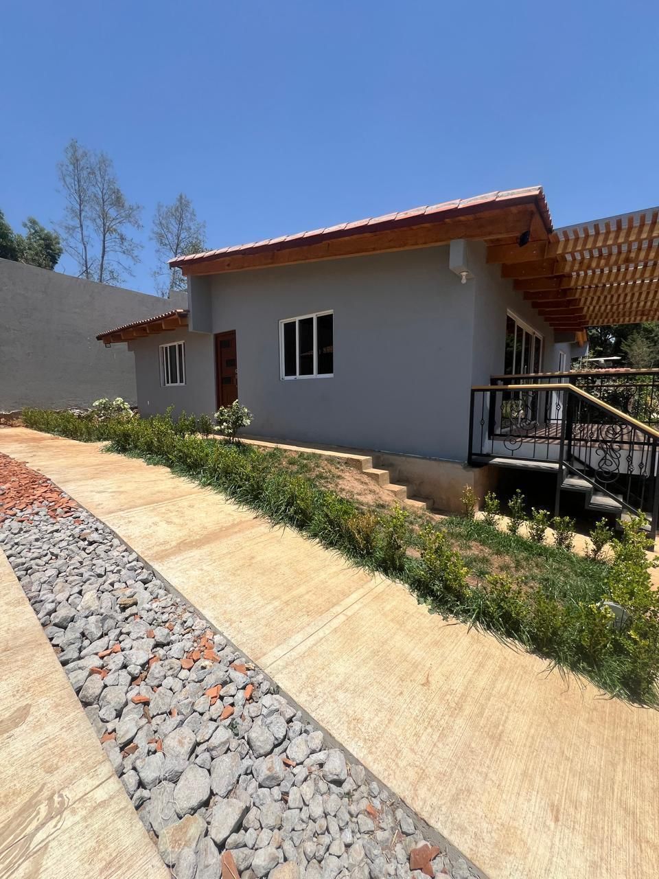 1 of 10: casa