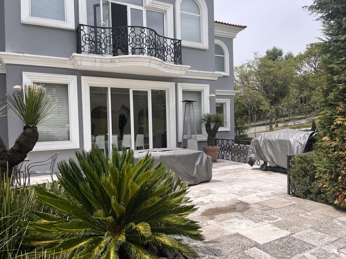 CASA EN VENTA FUENTES DE LAS LOMAS - foto 2