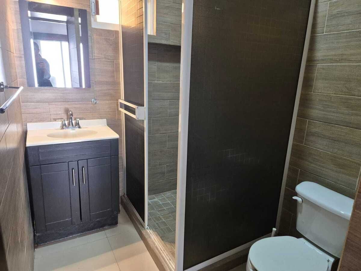8 de 13: Baño