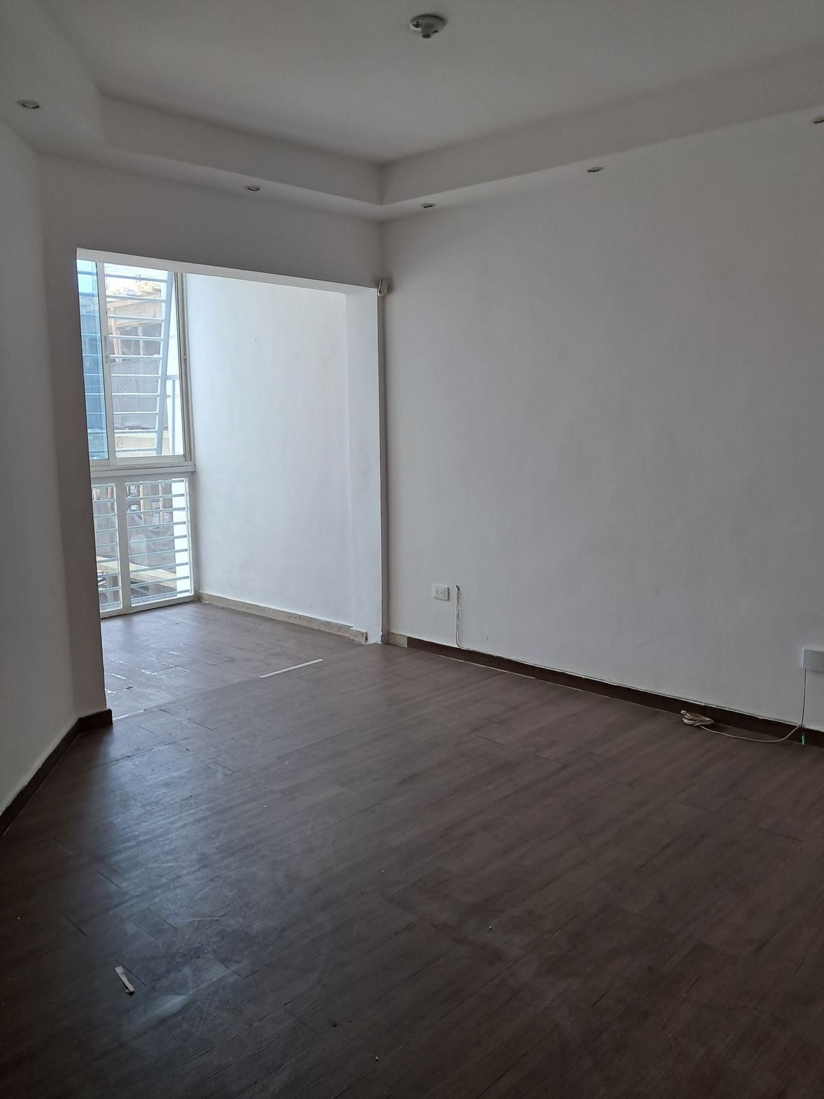 4 de 20: Sala, balcón