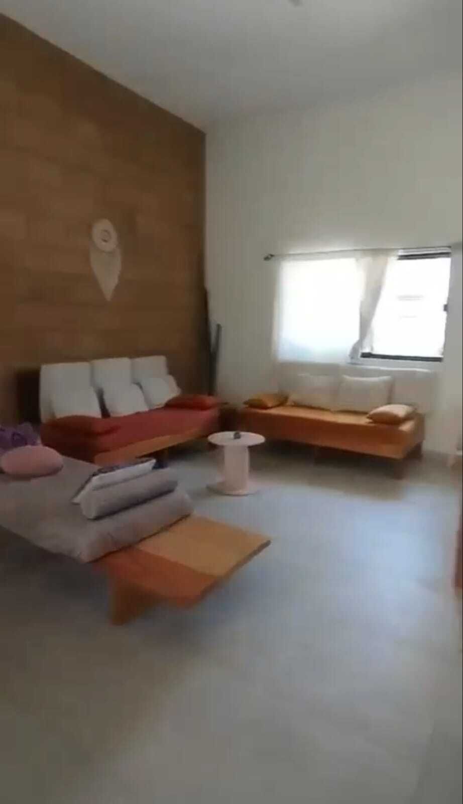 2 of 32