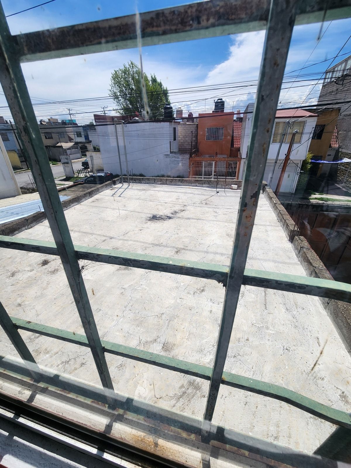 12 de 12: Posibilidad de ampliación sobre area de local