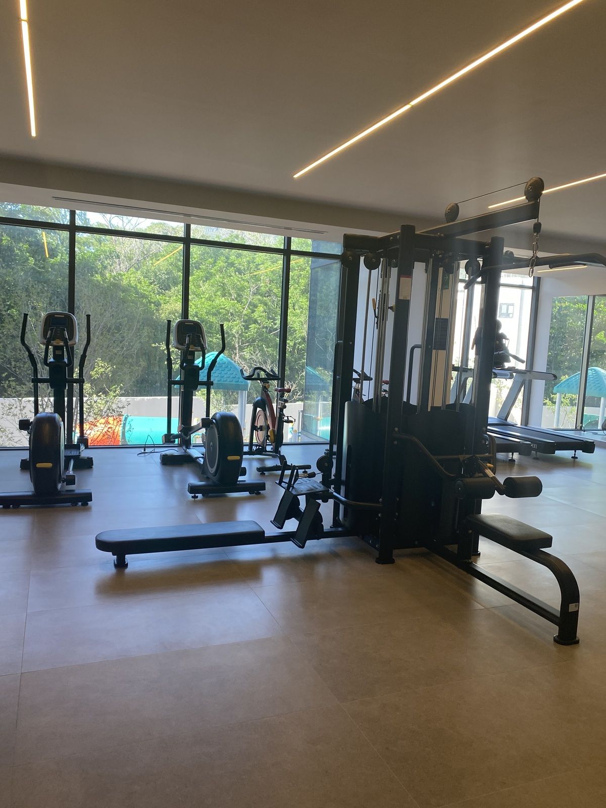 5 de 18: Gym