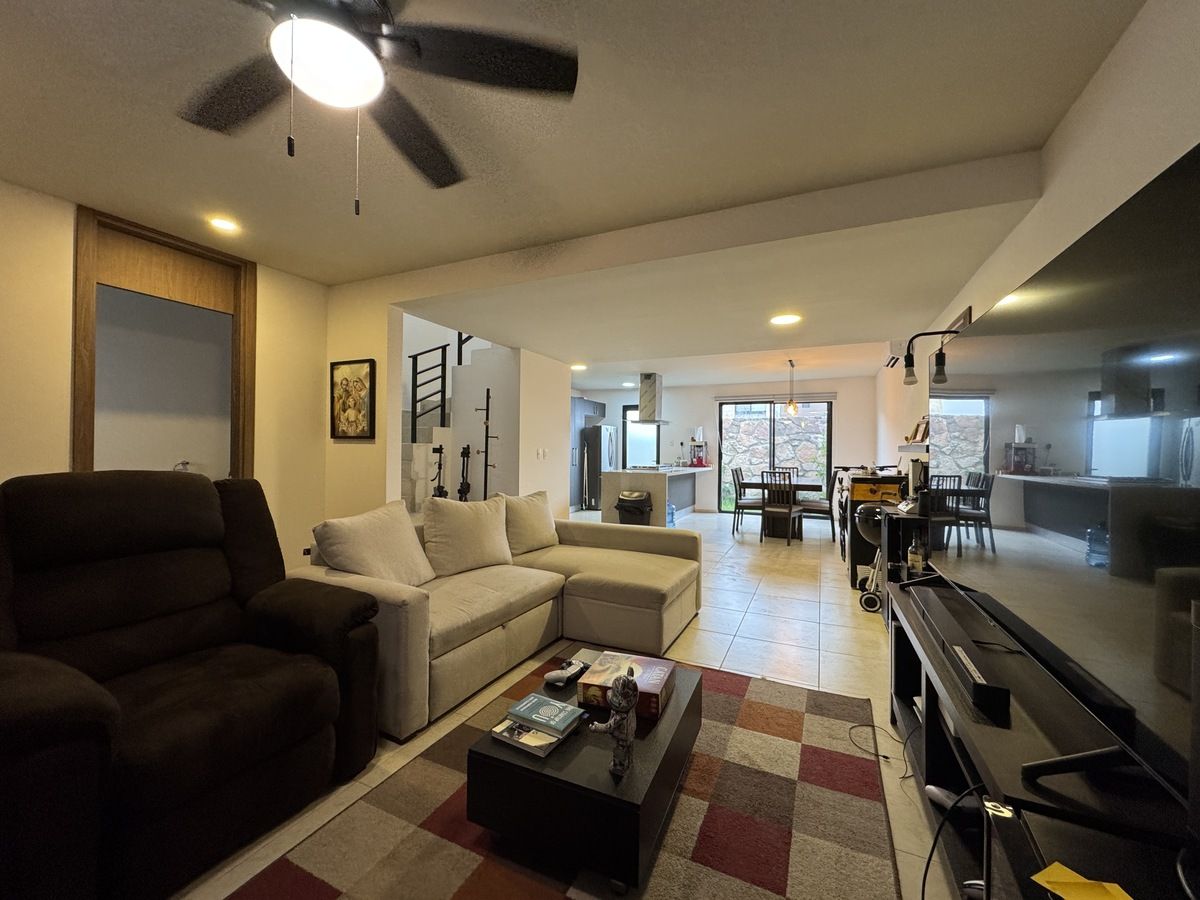 4 de 17: Sala