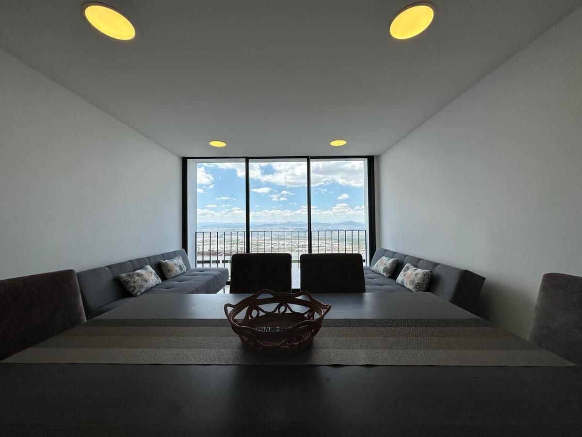1 de 12: Sala y comedor