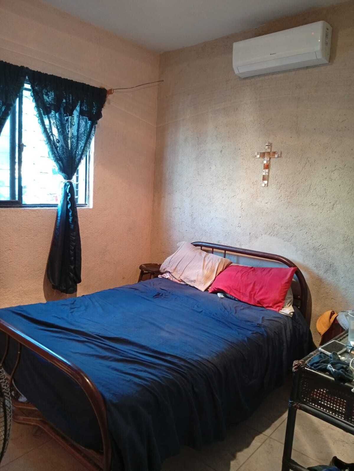 2 of 12: HABITACION