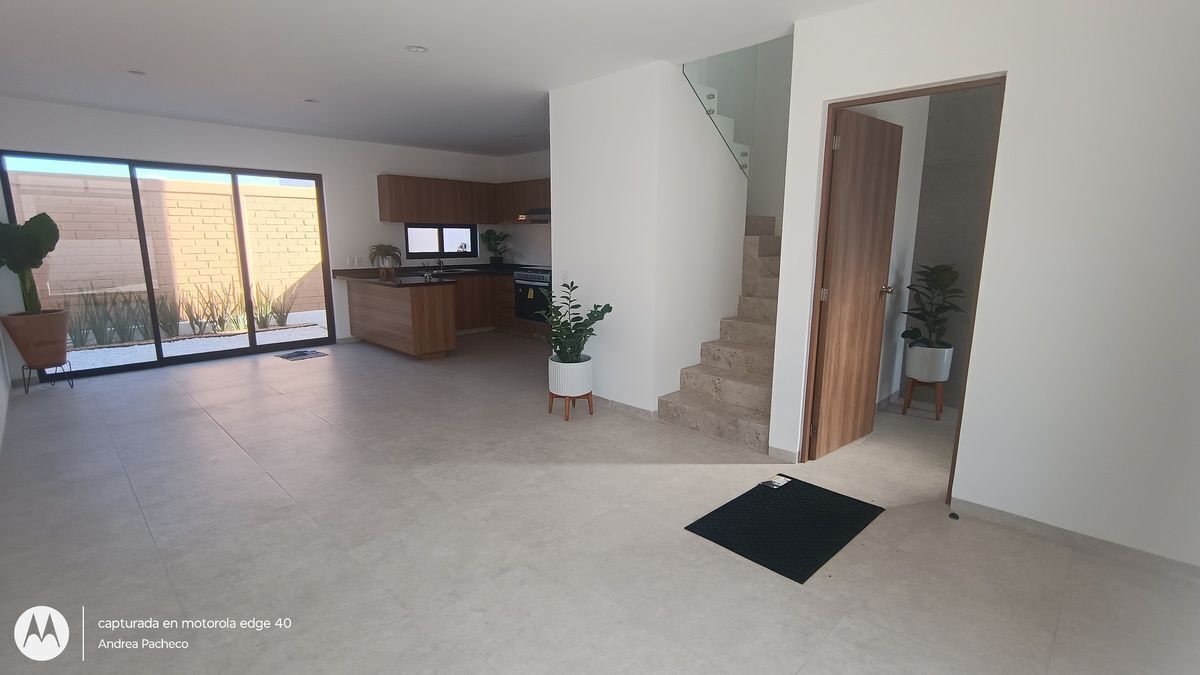 1 de 15: SALA COMEDOR